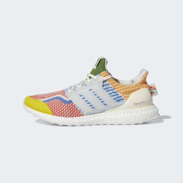 Ultraboost DNA Shoe